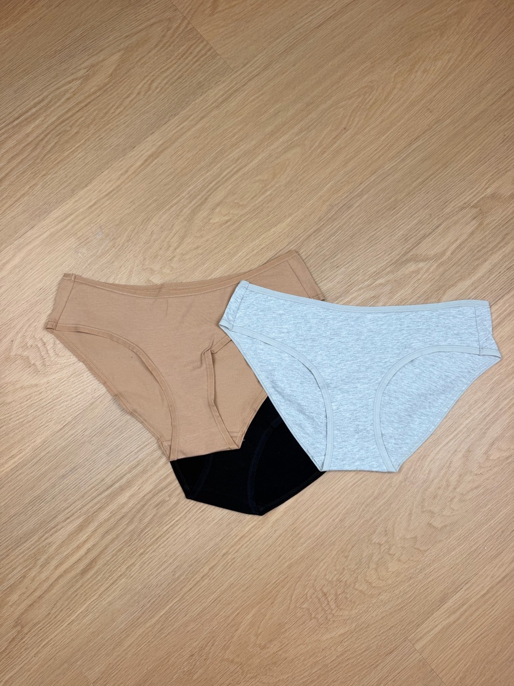 NWOT Quince 3 Pair Brief Panty XS